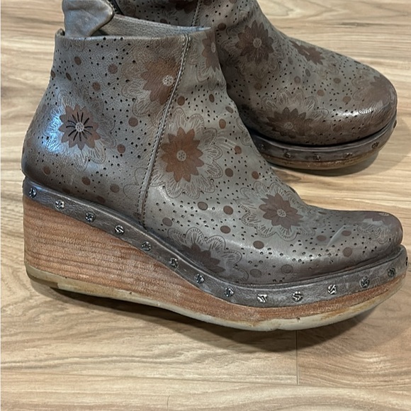 AS98 Savina SZ41 - Picture 2 of 5